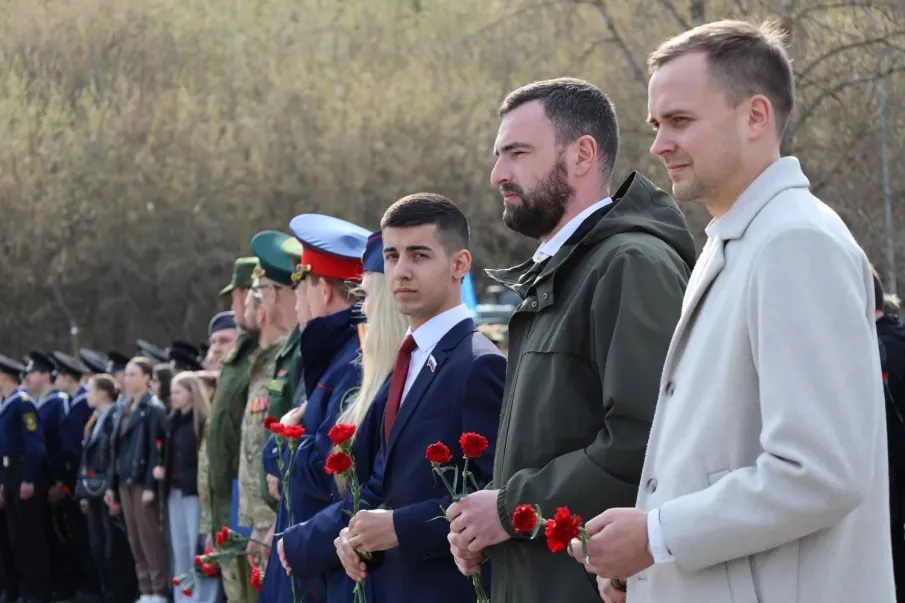 Около 300 нижегородских школьников и студентов приняли участие в военно-патриотической акции «День призывника»